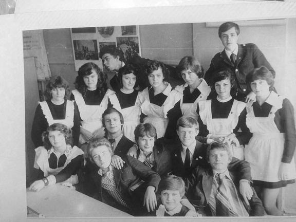 школа 4 10А 1980г Последник звонок